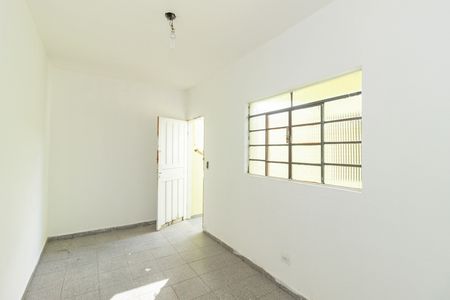 Edícula de casa à venda com 3 quartos, 130m² em Vila Carolina, São Paulo