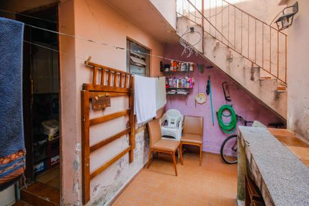 Casa à venda com 130m², 3 quartos e 2 vagas Casa à venda com 130m², 3 quartos e 2 vagasQuintal