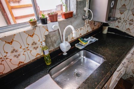 Casa à venda com 130m², 3 quartos e 2 vagas Casa à venda com 130m², 3 quartos e 2 vagasCozinha