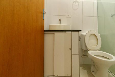 Banheiro Social de apartamento para alugar com 1 quarto, 40m² em Jardim Japao, São Paulo