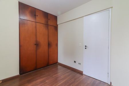 Apartamento à venda com 120m², 3 quartos e 2 vagasQuarto 1