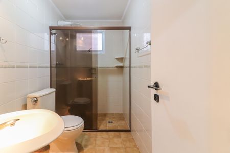 Banheiro de apartamento para alugar com 3 quartos, 120m² em Vila Indiana, São Paulo