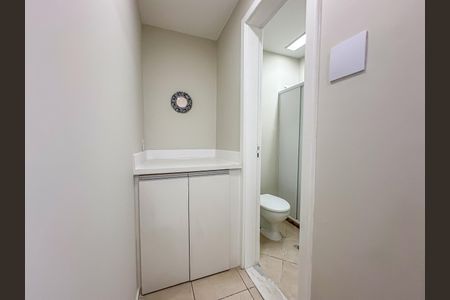 Apartamento para alugar com 92m², 3 quartos e sem vaga Apartamento para alugar com 92m², 3 quartos e sem vagaBanheiro