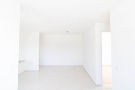 Sala de apartamento para alugar com 2 quartos, 42m² em Campo Grande, Rio de Janeiro
