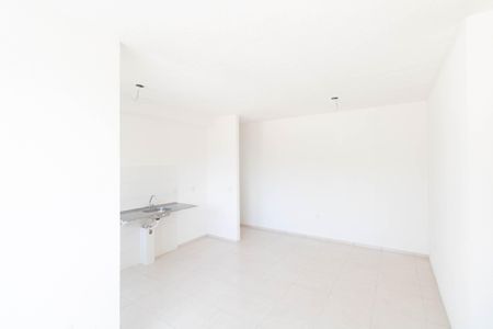 Sala de apartamento para alugar com 2 quartos, 42m² em Campo Grande, Rio de Janeiro