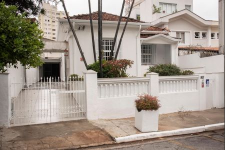 Casa à venda com 120m², 2 quartos e 5 vagasFachada