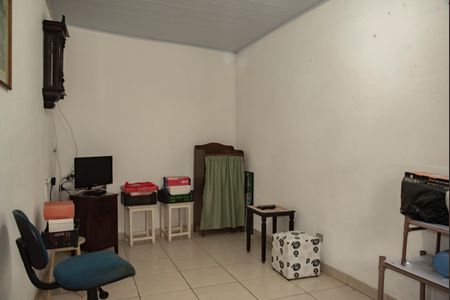 Casa à venda com 120m², 2 quartos e 5 vagasEdícula