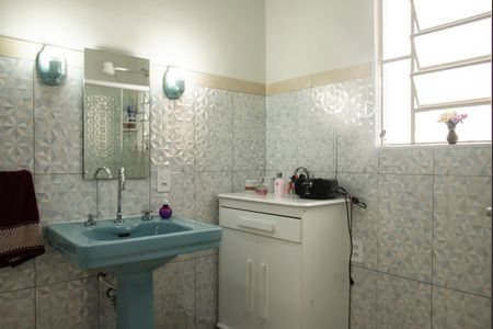 Casa à venda com 120m², 2 quartos e 5 vagasBanheiro