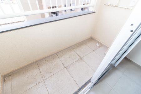 Apartamento à venda com 37m², 2 quartos e sem vagaVaranda