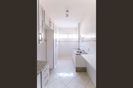 Apartamento à venda com 101m², 2 quartos e 1 vaga Apartamento à venda com 101m², 2 quartos e 1 vagaCozinha