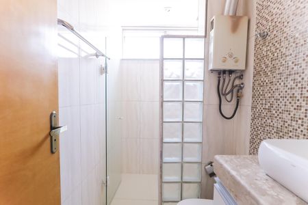 Apartamento à venda com 101m², 2 quartos e 1 vaga Apartamento à venda com 101m², 2 quartos e 1 vagaBanheiro