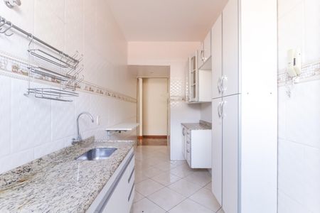 Apartamento à venda com 101m², 2 quartos e 1 vaga Apartamento à venda com 101m², 2 quartos e 1 vagaCozinha