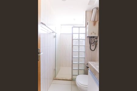 Apartamento à venda com 101m², 2 quartos e 1 vaga Apartamento à venda com 101m², 2 quartos e 1 vagaBanheiro