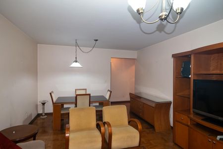 Apartamento à venda com 110m², 2 quartos e 1 vaga Apartamento à venda com 110m², 2 quartos e 1 vagaSala