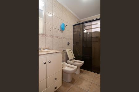 Apartamento à venda com 110m², 2 quartos e 1 vaga Apartamento à venda com 110m², 2 quartos e 1 vagaBanheiro do Quarto 2