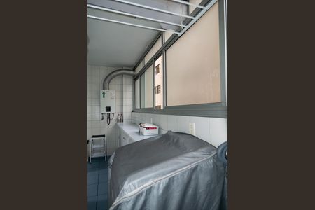 Apartamento à venda com 110m², 2 quartos e 1 vaga Apartamento à venda com 110m², 2 quartos e 1 vagaÁrea de Serviço