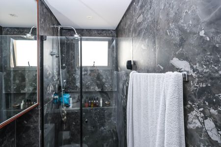 Apartamento à venda com 94m², 2 quartos e 2 vagasBanheiro da Suíte 2