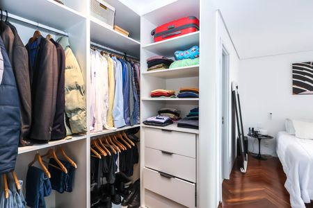 Apartamento à venda com 94m², 2 quartos e 2 vagasSuíte 2