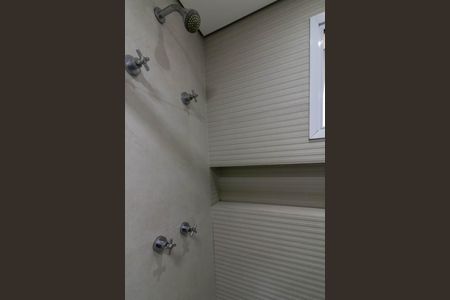 Apartamento à venda com 83m², 2 quartos e 1 vagaBanheiro da Suíte