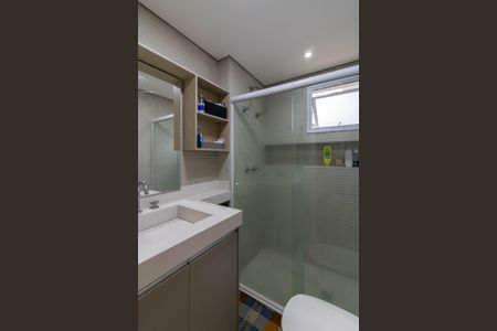 Apartamento à venda com 83m², 2 quartos e 1 vagaBanheiro da Suíte