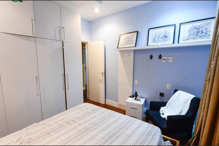 Apartamento à venda com 226m², 5 quartos e 2 vagasQuarto 4