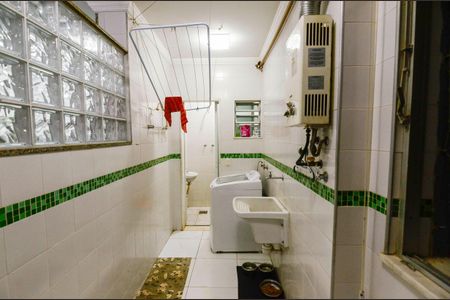 Apartamento à venda com 226m², 5 quartos e 2 vagasÁrea de Serviço