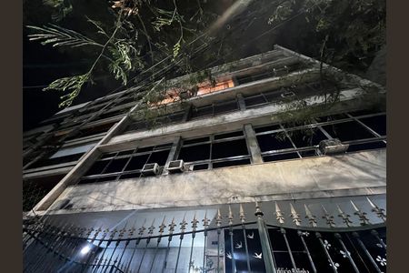 Apartamento à venda com 226m², 5 quartos e 2 vagasFachada