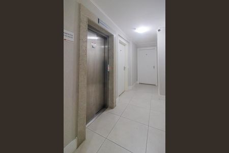 Apartamento à venda com 67m², 3 quartos e 1 vagaÁrea comum