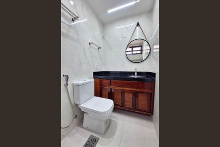 Apartamento para alugar com 100m², 3 quartos e 1 vagaBanheiro da Suíte 1