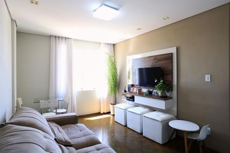 Apartamento à venda com 75m², 3 quartos e 1 vagaSala