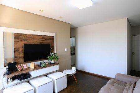 Apartamento à venda com 75m², 3 quartos e 1 vagaSala