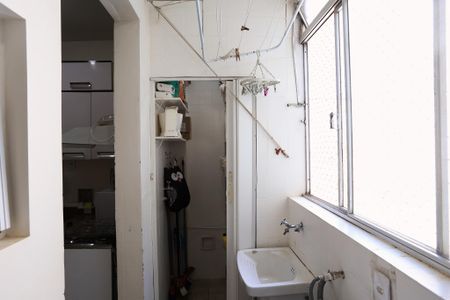 Apartamento à venda com 75m², 3 quartos e 1 vagaÁrea de Serviço