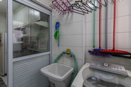 Apartamento à venda com 78m², 3 quartos e 2 vagas Apartamento à venda com 78m², 3 quartos e 2 vagasÁrea de Serviço