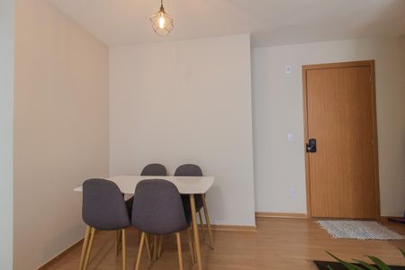 Sala de apartamento para alugar com 2 quartos, 44m² em Parque Sao Vicente, Mauá