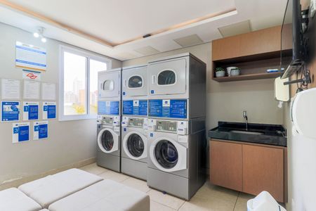 Apartamento à venda com 58m², 2 quartos e 1 vagaÁrea comum - Lavanderia