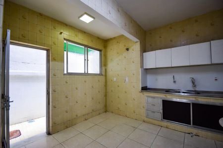 Apartamento à venda com 87m², 3 quartos e sem vagaCozinha