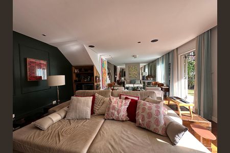 Casa à venda com 4 quartos, 420m² em Cidade Jardim, São Paulo