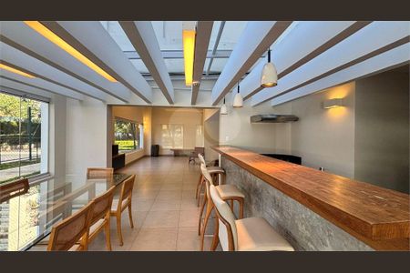 Apartamento à venda com 2 quartos, 70m² em Indianópolis, São Paulo