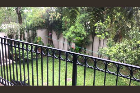 Casa à venda com 4 quartos, 350m² em Chácara Monte Alegre, São Paulo