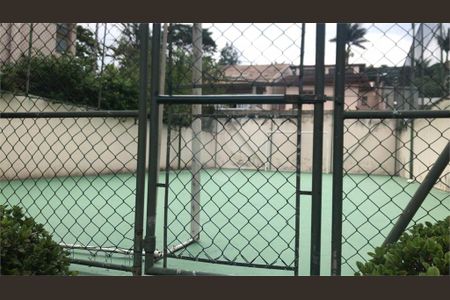 Casa à venda com 4 quartos, 350m² em Chácara Monte Alegre, São Paulo