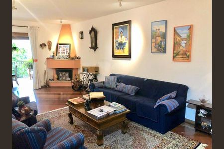 Casa à venda com 4 quartos, 350m² em Chácara Monte Alegre, São Paulo