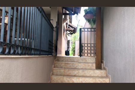 Casa à venda com 4 quartos, 350m² em Chácara Monte Alegre, São Paulo