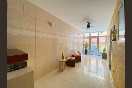 Casa para alugar com 203m², 3 quartos e 2 vagas Casa para alugar com 203m², 3 quartos e 2 vagasÁrea comum