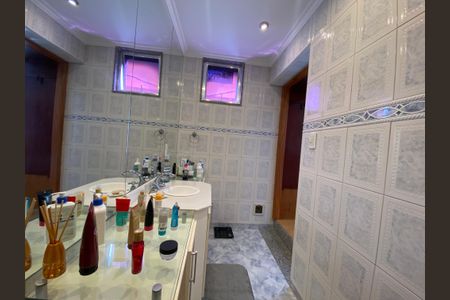 Casa para alugar com 203m², 3 quartos e 2 vagas Casa para alugar com 203m², 3 quartos e 2 vagasBanheiro do Quarto 3