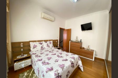 Casa para alugar com 203m², 3 quartos e 2 vagas Casa para alugar com 203m², 3 quartos e 2 vagasQuarto 3