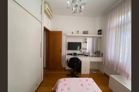 Casa para alugar com 203m², 3 quartos e 2 vagas Casa para alugar com 203m², 3 quartos e 2 vagasQuarto 1