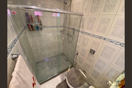 Casa para alugar com 203m², 3 quartos e 2 vagas Casa para alugar com 203m², 3 quartos e 2 vagasBanheiro do Quarto 3