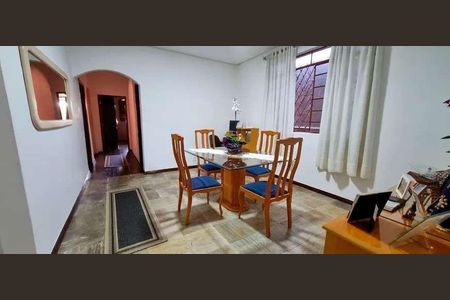 Casa à venda com 3 quartos, 257m² em Santa Ines, Belo Horizonte