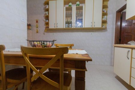 Casa à venda com 183m², 3 quartos e 4 vagasCozinha