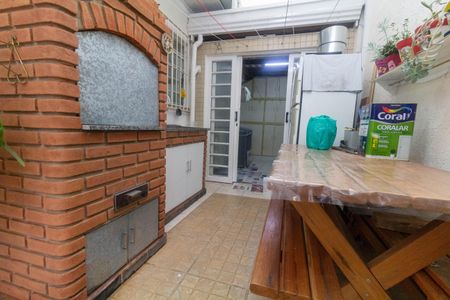 Casa à venda com 183m², 3 quartos e 4 vagasQuintal